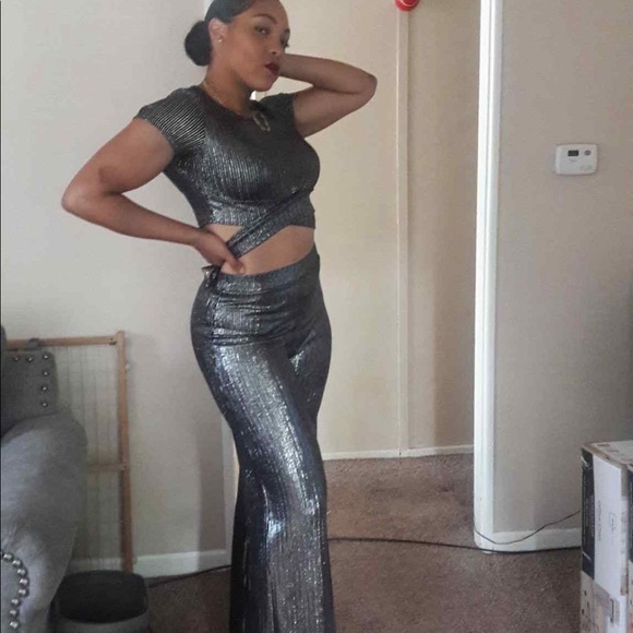 AKIRA Other - Akira Two piece silver pant set